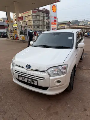 Toyota Succeed 2019 White