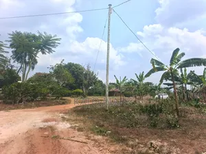 6 Plot for Sale Located at Gayaza-Dundu