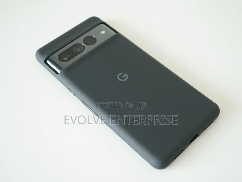 Official Google Pixel 7 Pro Case
