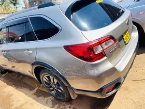 Subaru Outback 2016 Silver