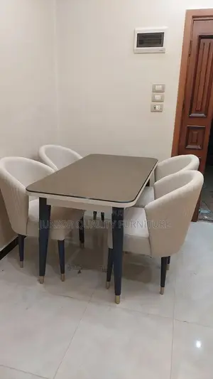 Morden Marble 4seater Dinning