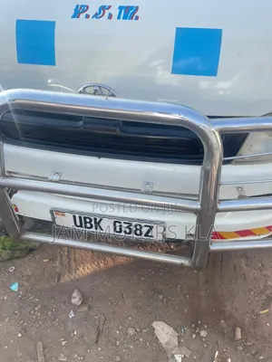 Toyota HiAce 2008 White