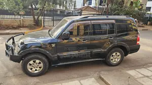 Mitsubishi Pajero 2005 Black