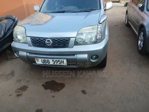 Nissan X-Trail 2005 Gray