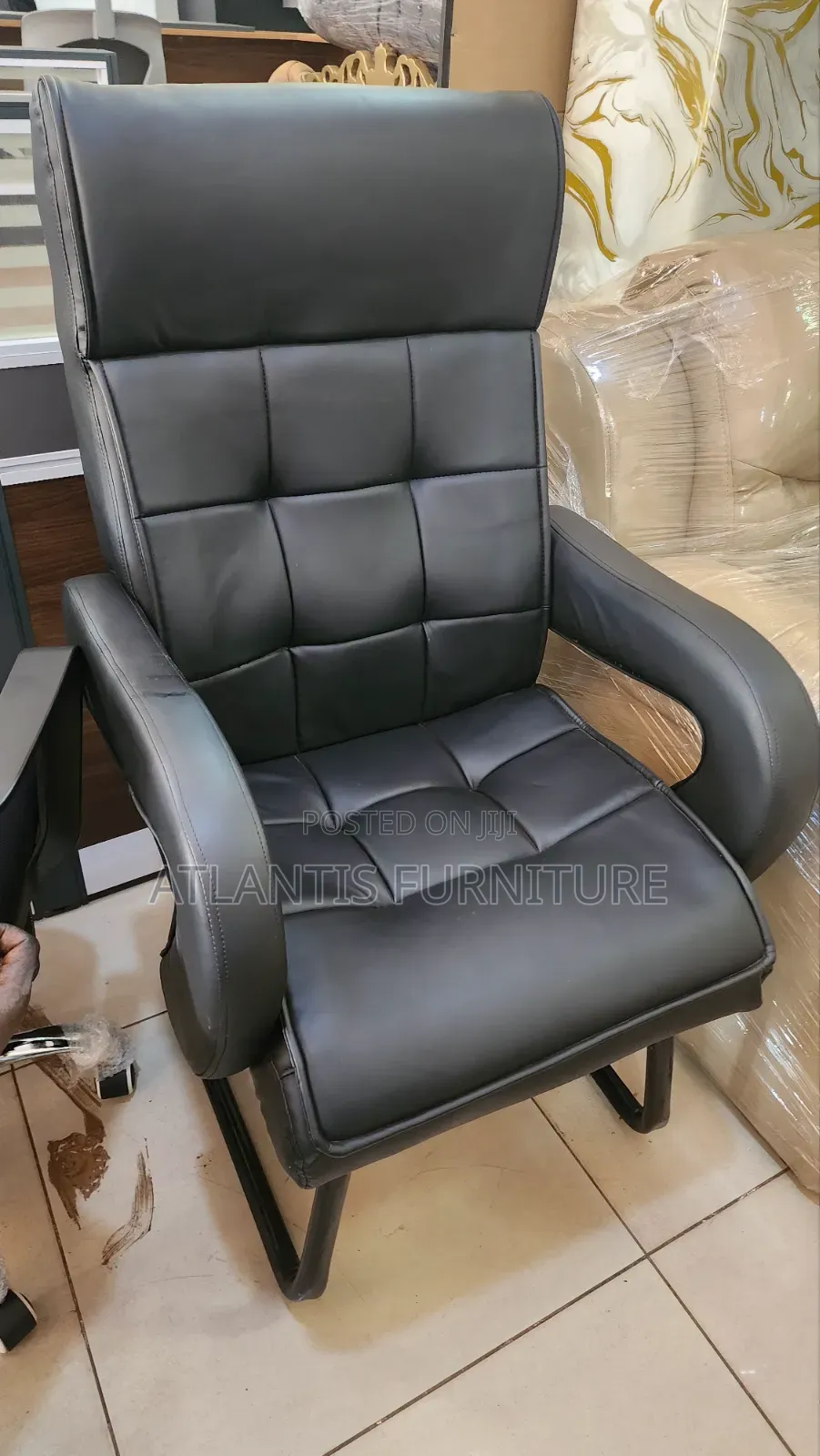 Black Sliver Office Swivel Chairs
