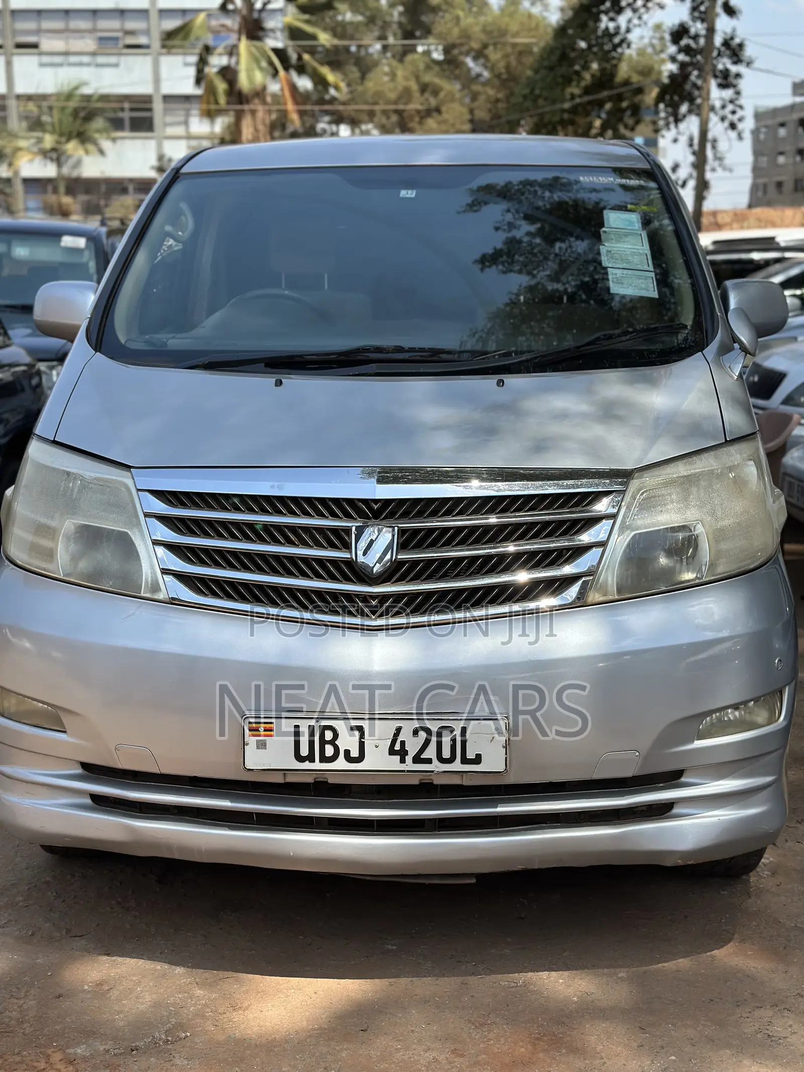 Toyota Alphard 2006 Silver