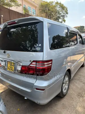Toyota Alphard 2006 Silver