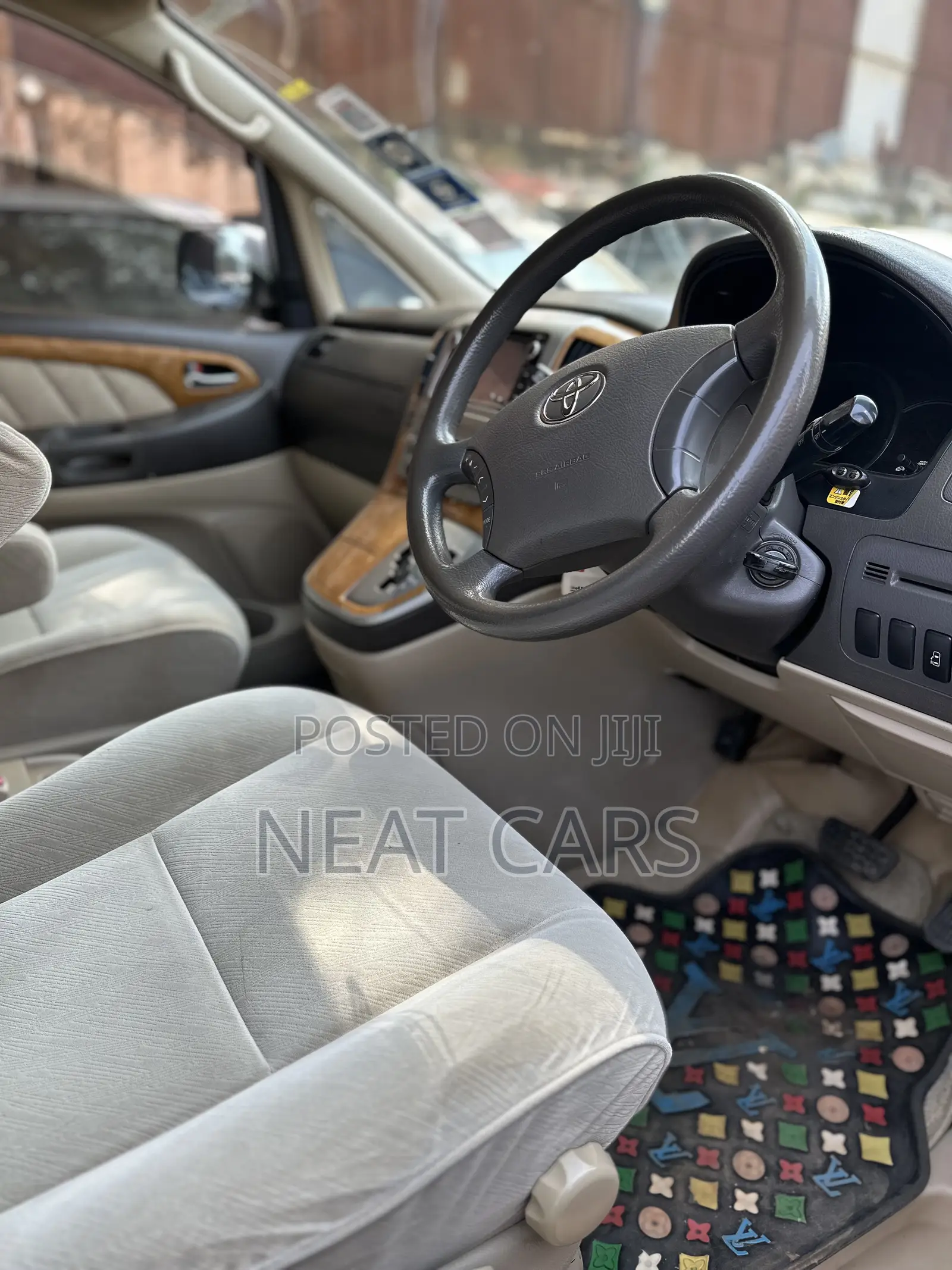 Toyota Alphard 2006 Silver