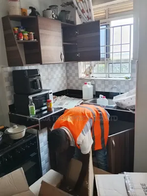 House Movers $ Storage Services
