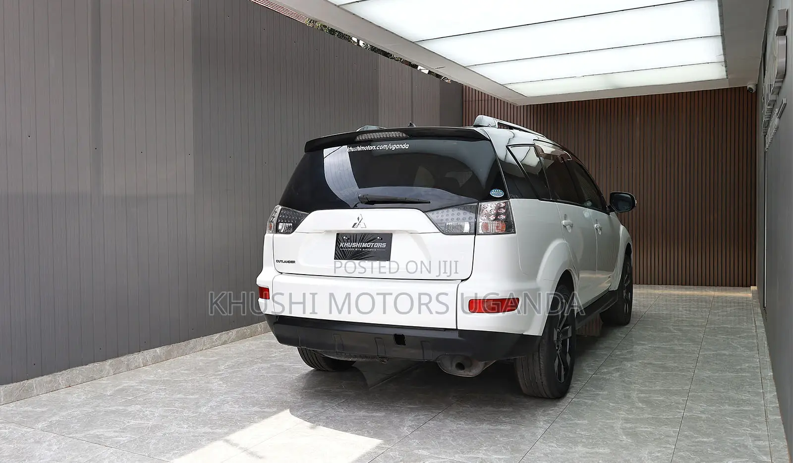 Mitsubishi Outlander 2012 White