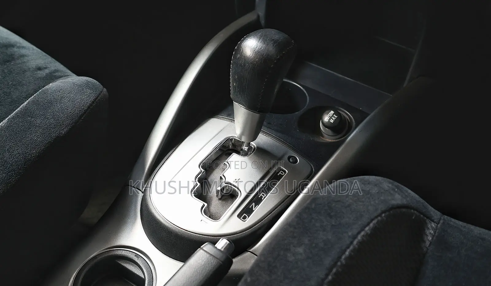 Mitsubishi Outlander 2012 White