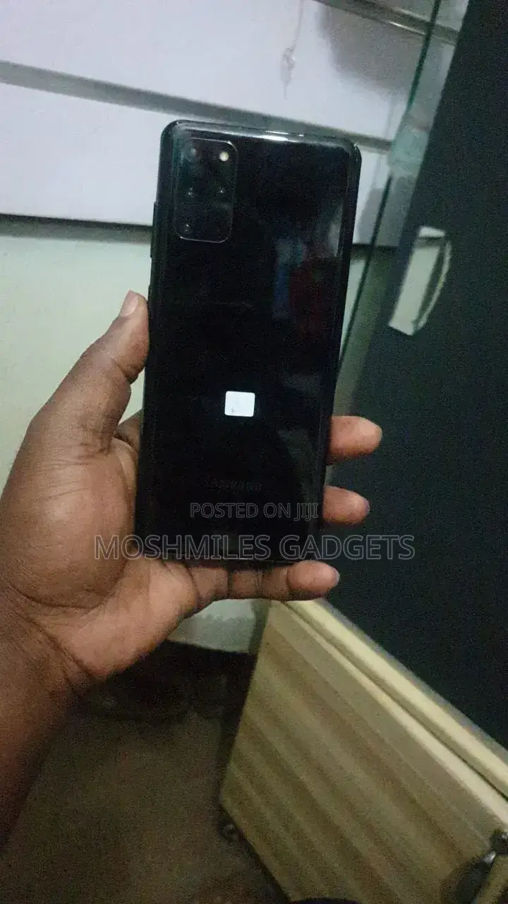 Samsung Galaxy S20+ 128 GB Black