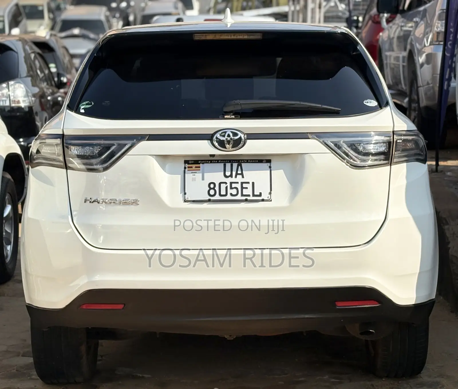 Toyota Harrier 2.0 2016 White