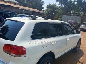 Volkswagen Touareg 2004 Silver