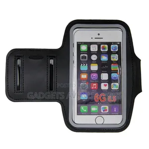 Phone Armband Features a Protective Touchscreen Pouch and a Small S