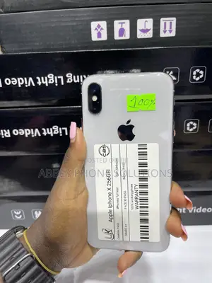 Apple iPhone X 256 GB White