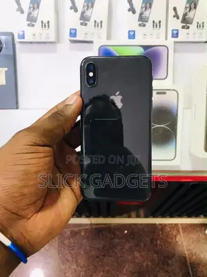 Apple iPhone X 64 GB Black