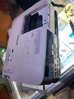 Epson Powerlite 2250u Multimedia Projector Mantainance