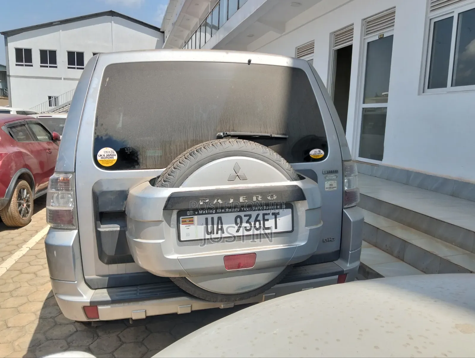 Mitsubishi Pajero 2012 Silver