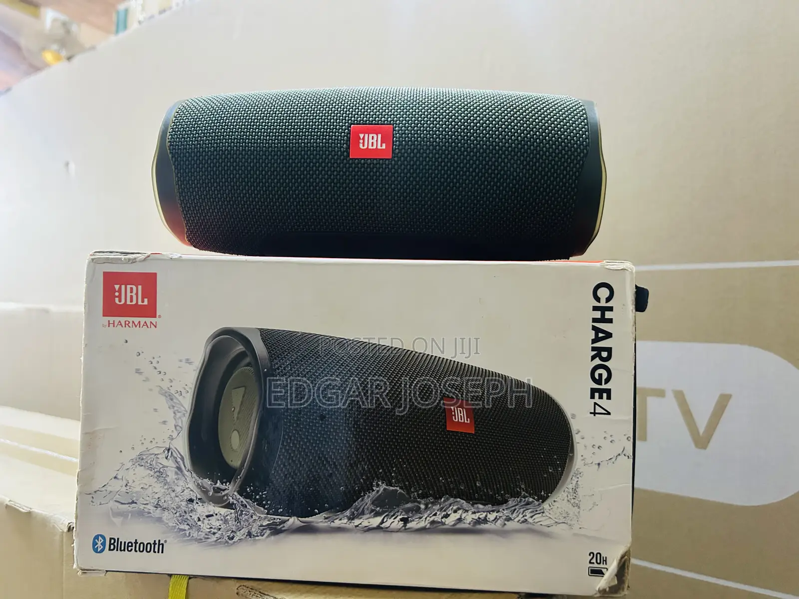 JBL Charge 4