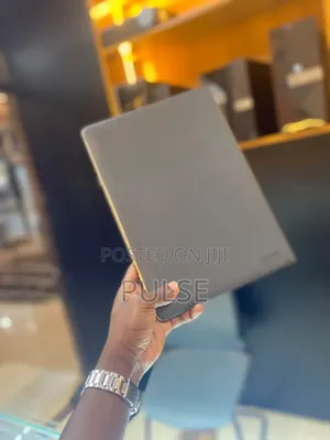Laptop Samsung Galaxy Book 2 4GB Intel Core i5 SSD 128GB