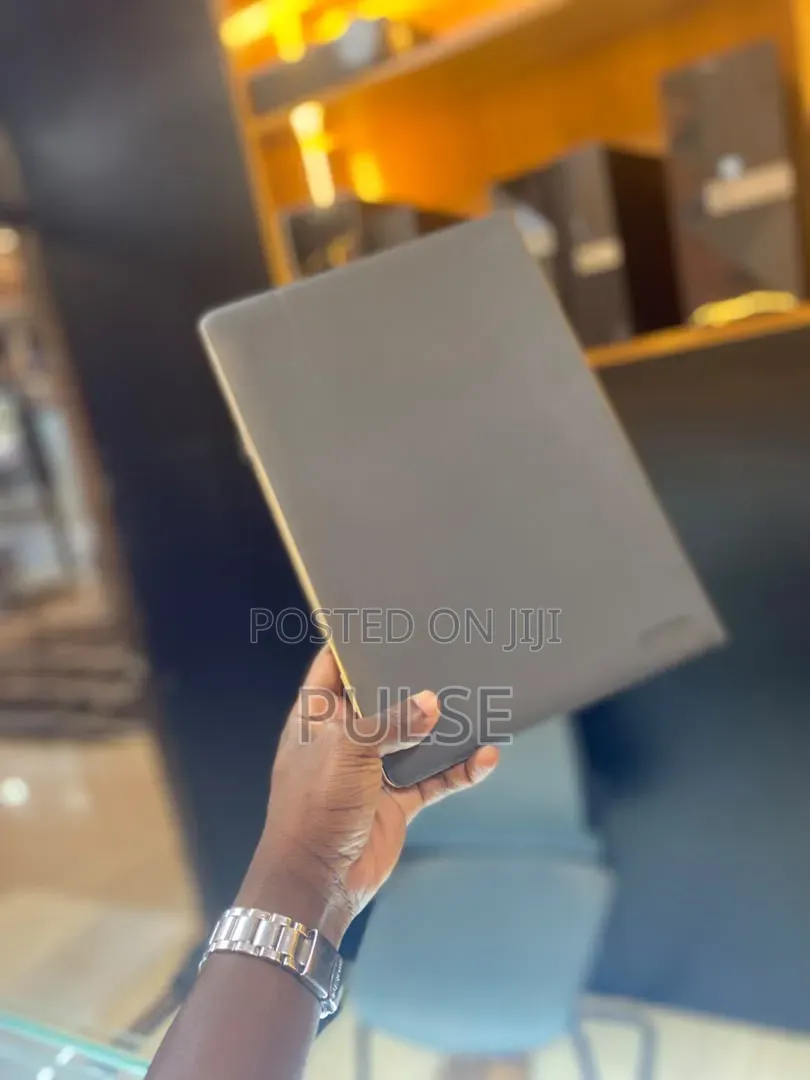 Laptop Samsung Galaxy Book 2 4GB Intel Core i5 SSD 128GB