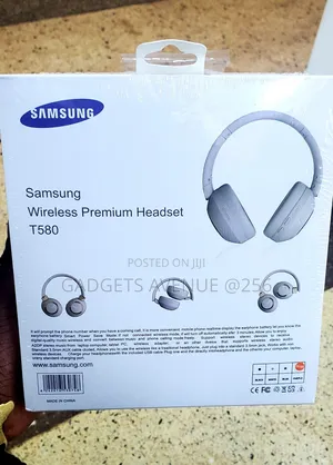 Samsung Level Wireless Over-Ear Headphones