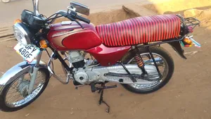Bajaj Boxer 100 2023 Red