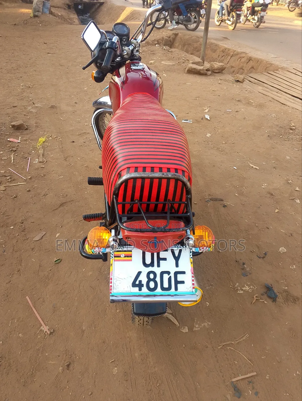 Bajaj Boxer 100 2023 Red