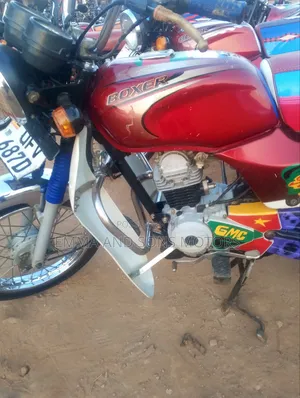 Bajaj Boxer 100 2023 Red