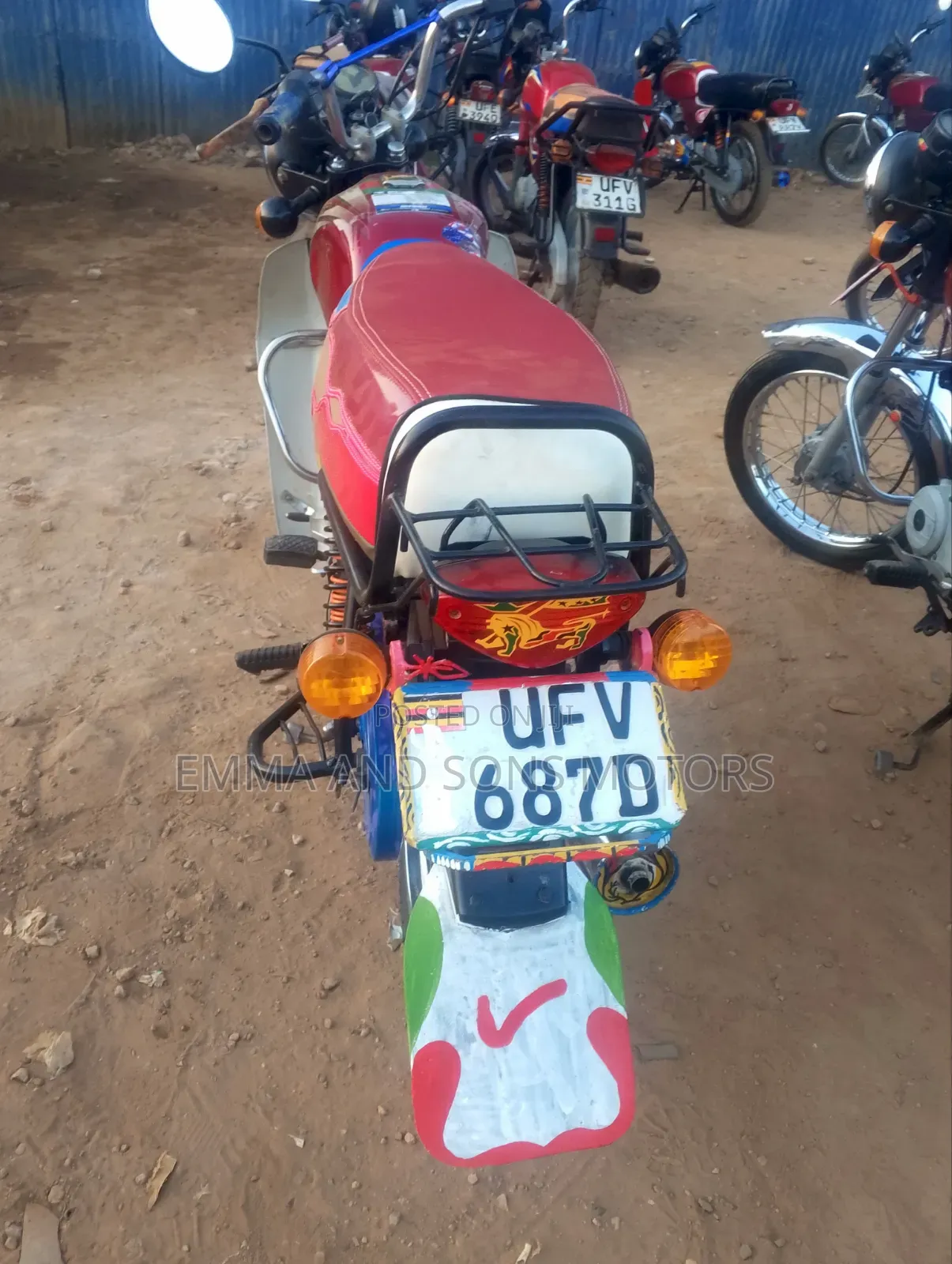 Bajaj Boxer 100 2023 Red