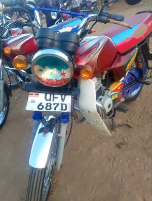 Bajaj Boxer 100 2023 Red