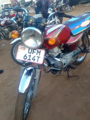 Bajaj Boxer 100 2023 Red