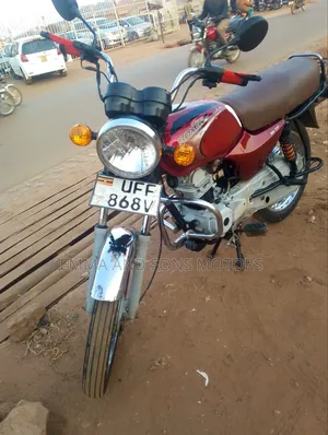 Bajaj Boxer 100 2022 Red