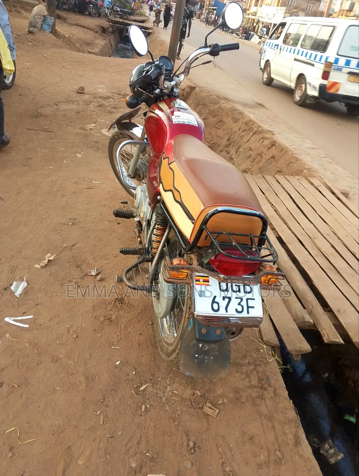 Bajaj Boxer 100 2024 Red