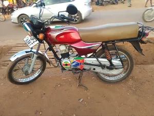Bajaj Boxer 100 2023 Red