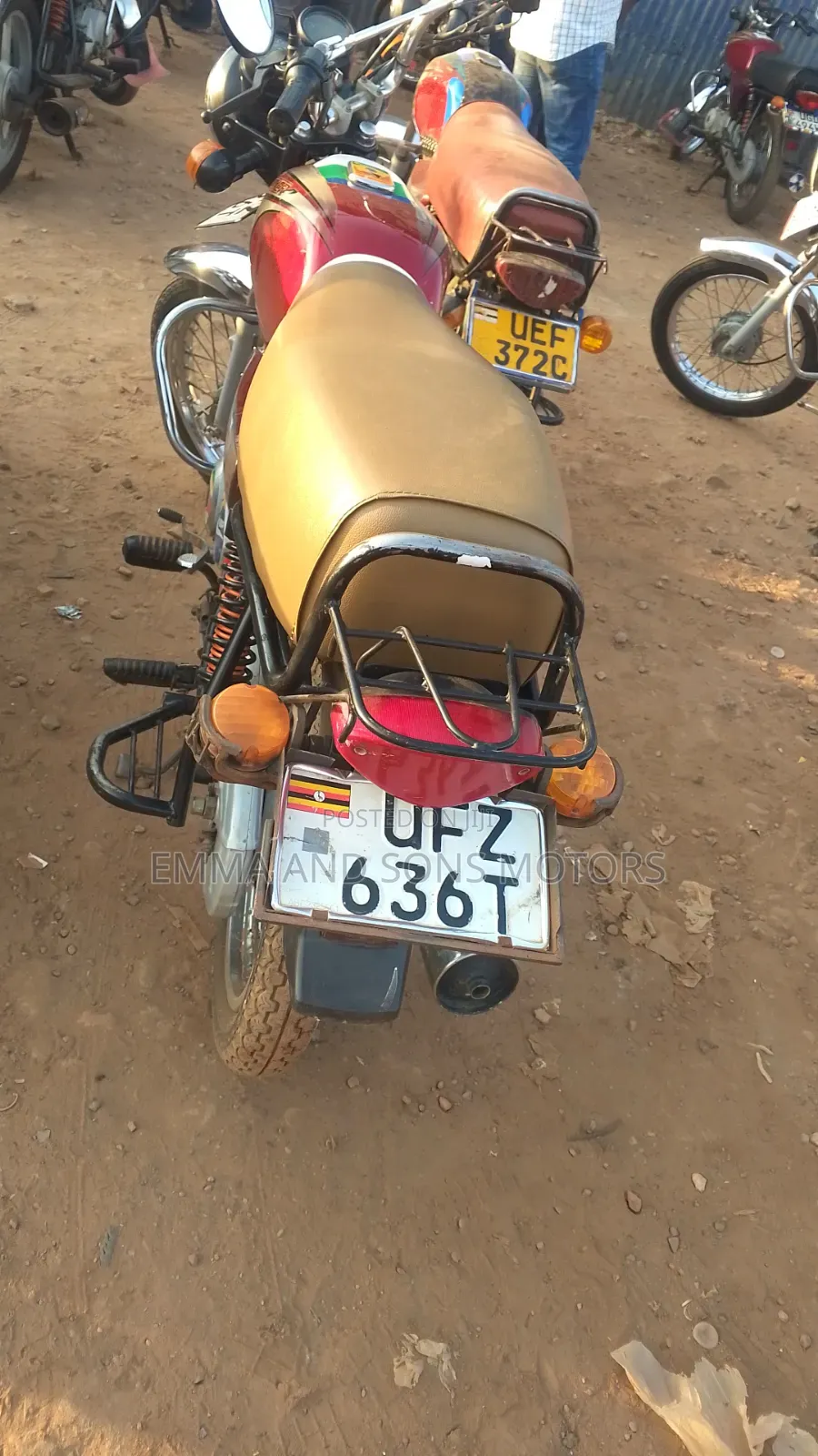 Bajaj Boxer 100 2023 Red