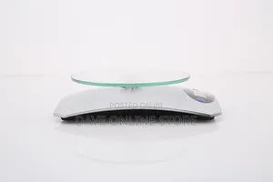 5kg Digital Kitchen Scale Has a Clear Glass Platform and a Silver Base