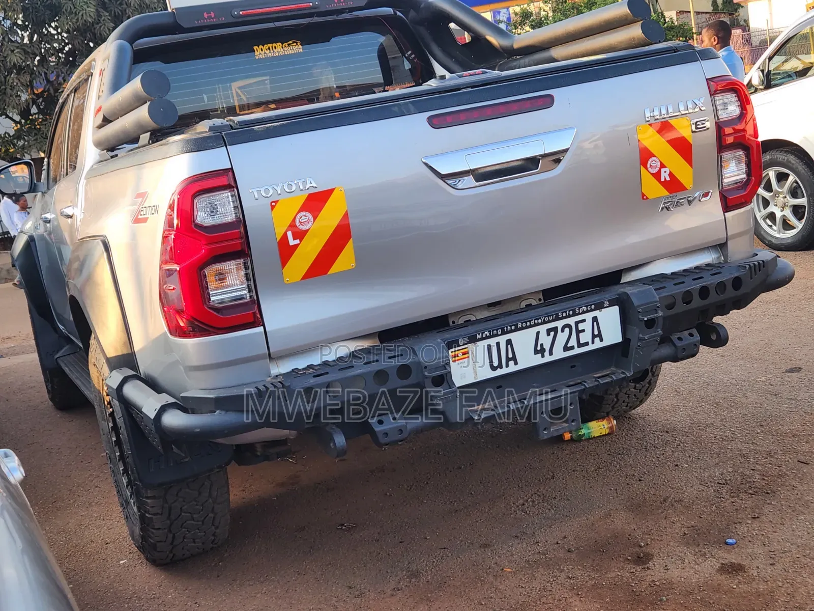 Toyota Hilux 2019 Silver