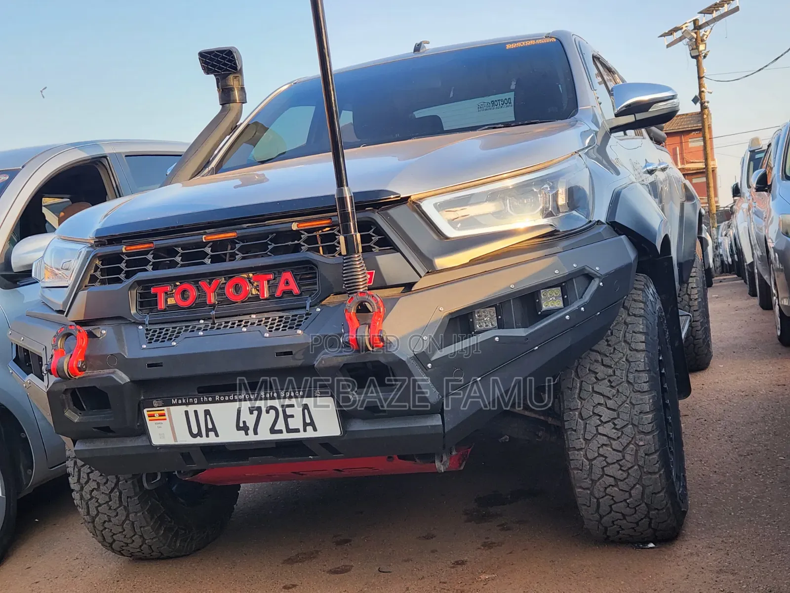 Toyota Hilux 2019 Silver