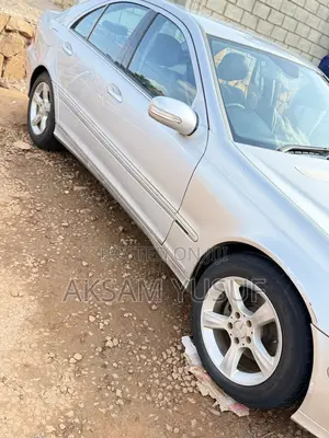 Mercedes-Benz C180 2006 Silver