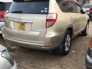 Toyota Vanguard 2008 Gold