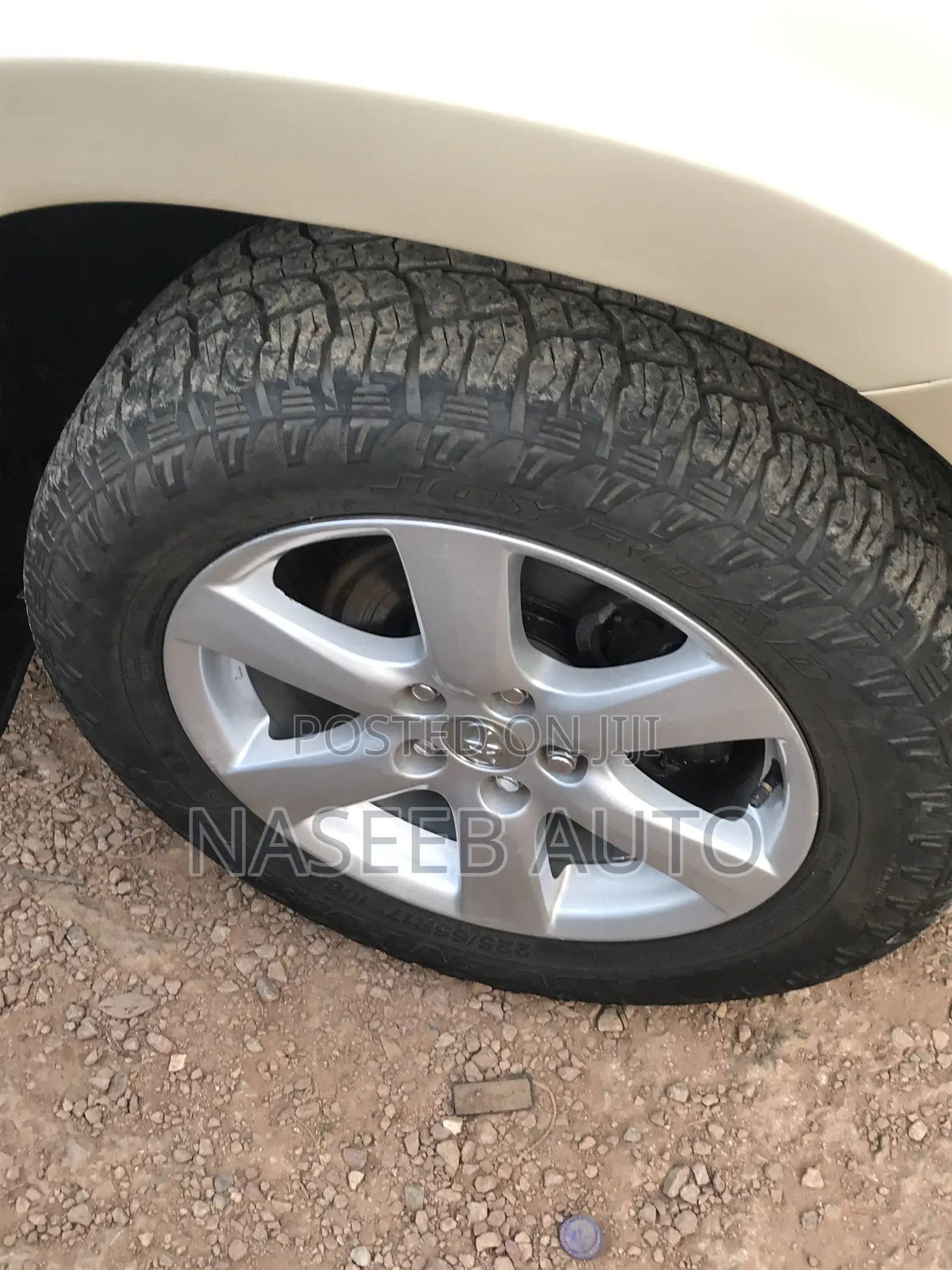 Toyota Vanguard 2008 Gold