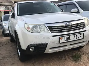 Subaru Forester 2009 White