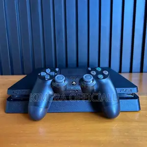 Ps4 Slim With 12 Games and 2 Pads Escape the City Chaos Completely