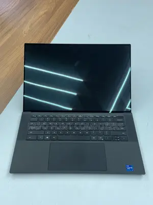 Laptop Dell Precision 5560 16GB Intel Core i7 SSD 512GB