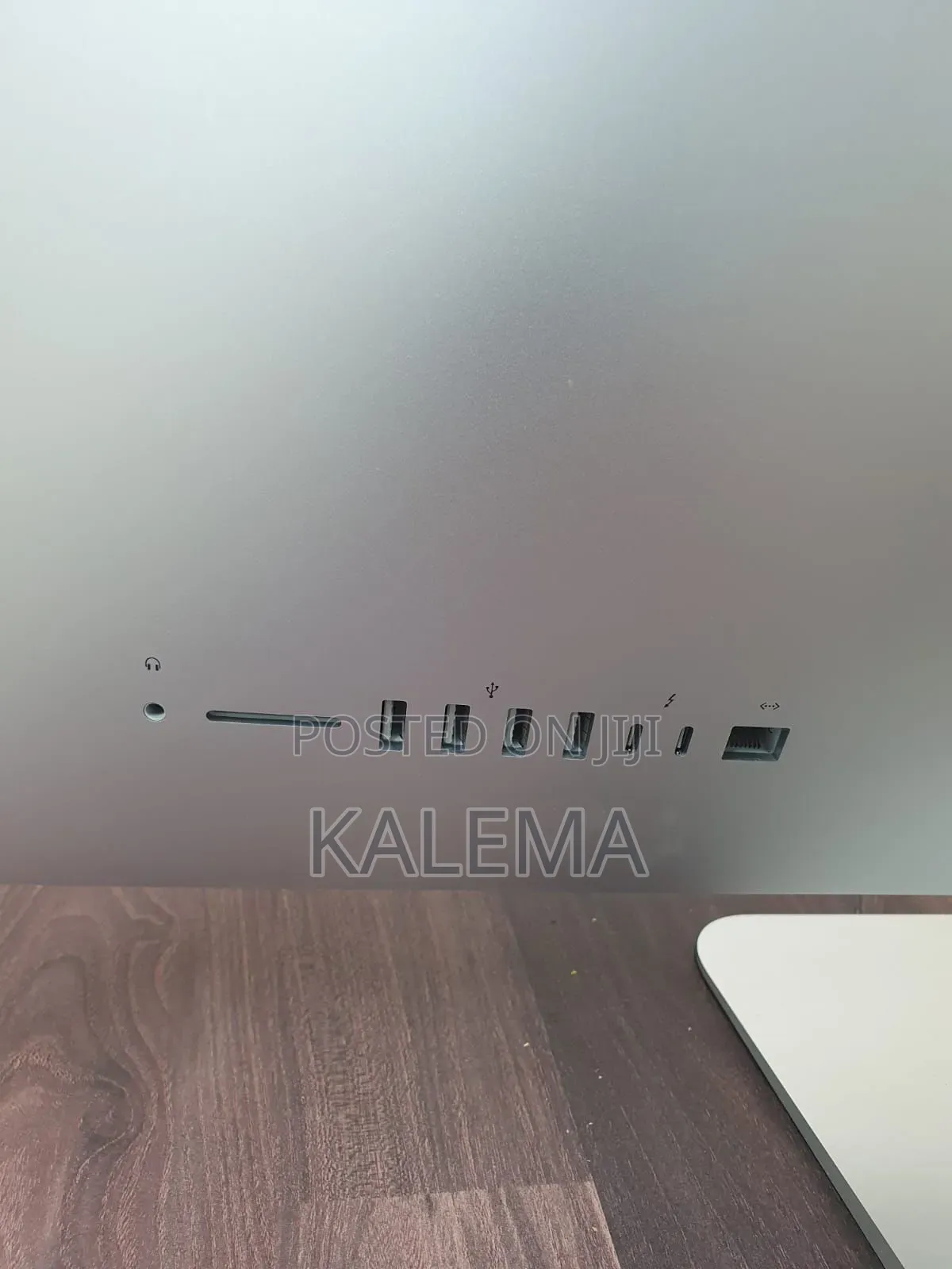 New Desktop Computer Apple iMac 8GB Intel Core i5 HDD+SSD 1T