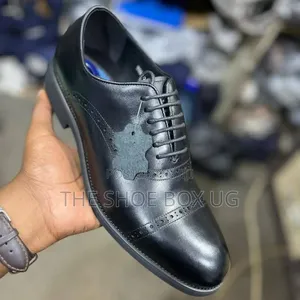 Leather and Shiny Gentle Shoes