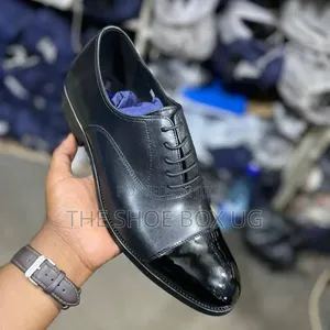 Leather and Shiny Gentle Shoes