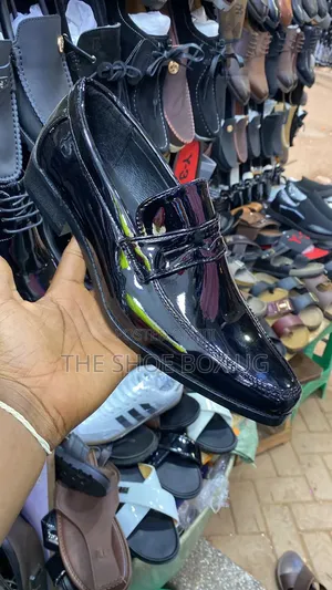 Leather and Shiny Gentle Shoes